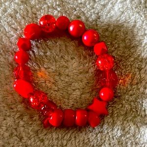 Red bracelet shining 7$ listing price 15$